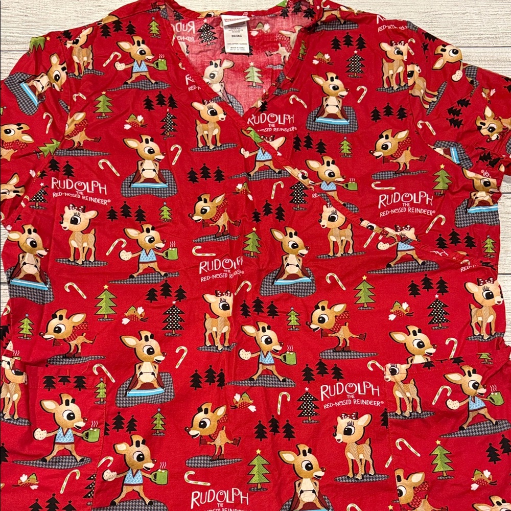 🏥Women’s Nurse’s Scrub Top Short Sleeve Size 3X Rudolph Christmas Holiday print🩺